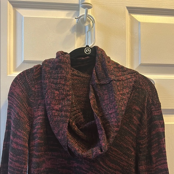 2 Pack-Women's Maroon & Black Long Sweater - Picture 2 of 6